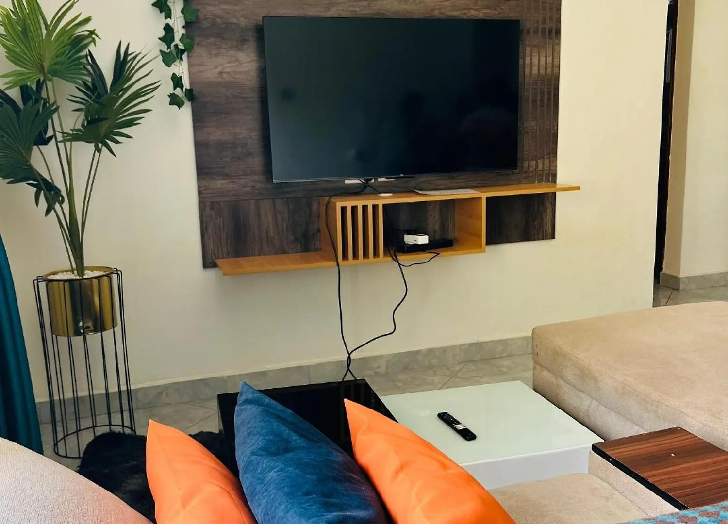 ***** Hotel Victoria Rock Resort Entebbe Uganda